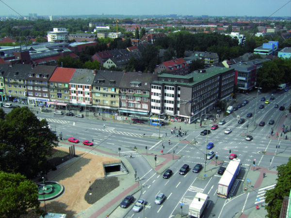 Blick auf Kreuzung Wandsbeker Marktstraße/Ring 2 - Fotos-Schmiede