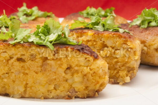 Hackfleisch-Bulgur-Frikadellen - Fotos-Schmiede