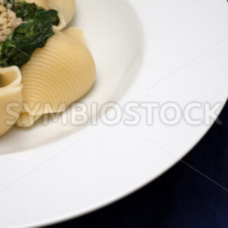 Conchiglioni mit gebratenem Feldsalat Detail - Fotos-Schmiede