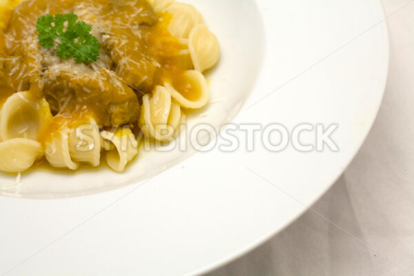 Pferdegulasch mit Kürbis-Wurzel-Sauce Detail - Fotos-Schmiede